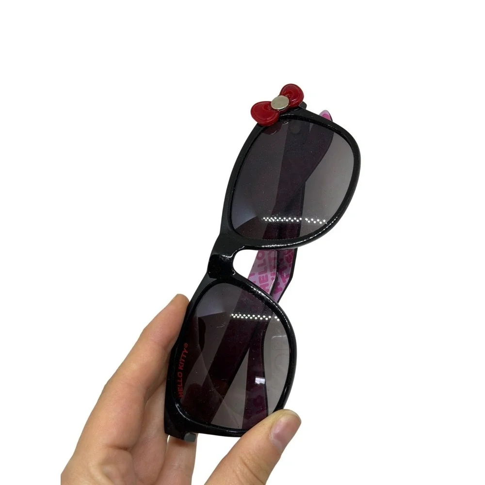 Hello Kitty Ladies Sunglasses Black Red Bow Cute UV Protection Sanrio Shades